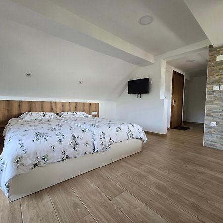 Apartments Bernard بليد المظهر الخارجي الصورة