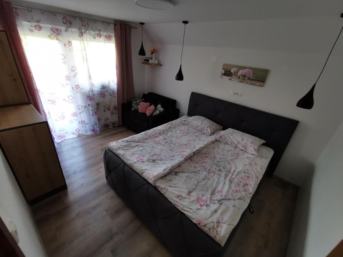 Apartments Bernard بليد المظهر الخارجي الصورة