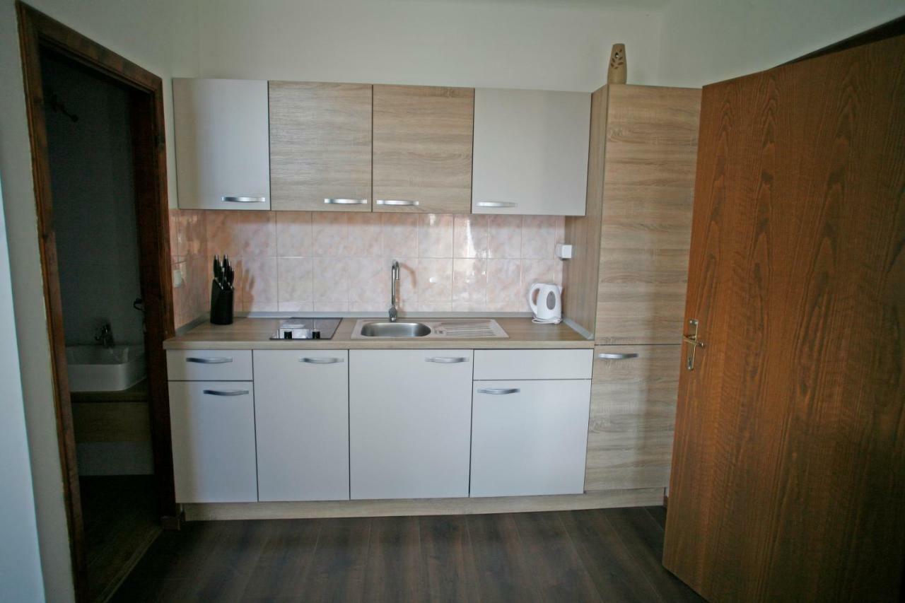 Apartments Bernard بليد المظهر الخارجي الصورة